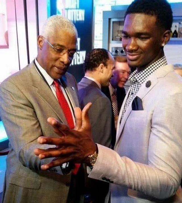 极致弯刀！孙兴慜完美任意球攻入国家队生涯第54球