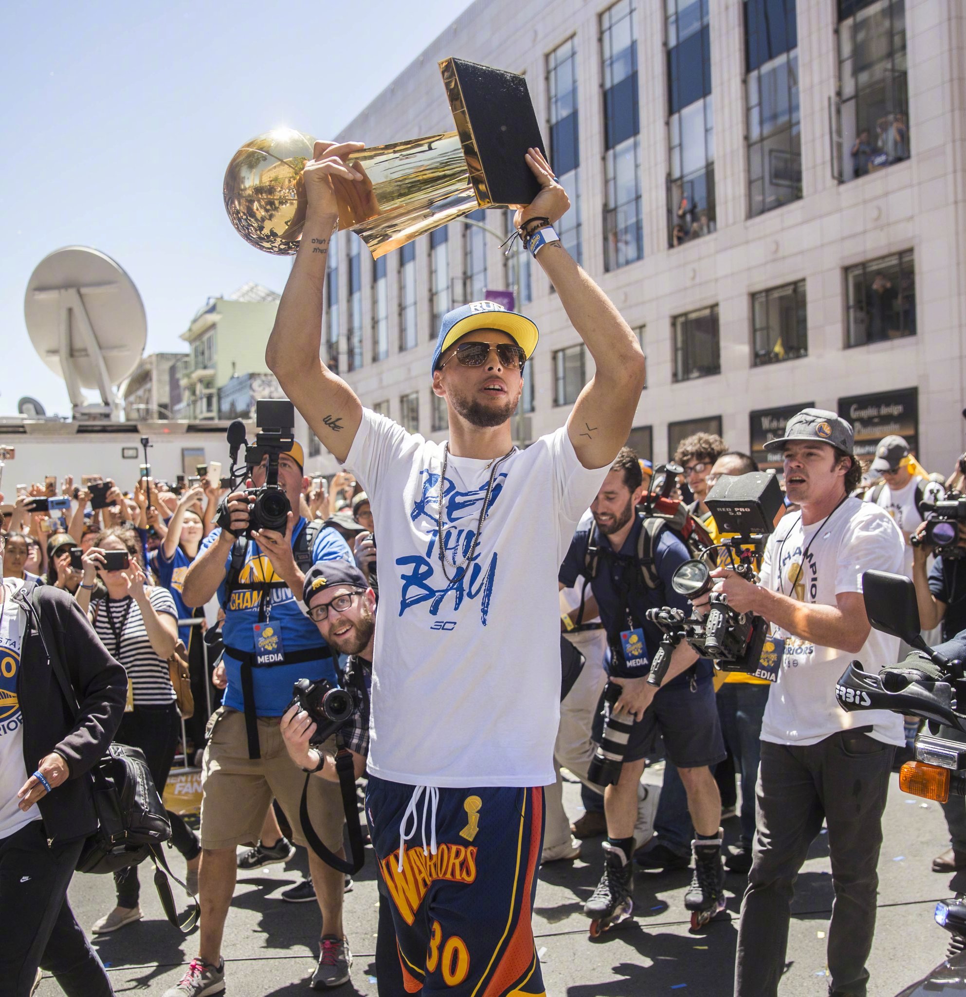 掘金VS火箭，莫兰特得分创新高