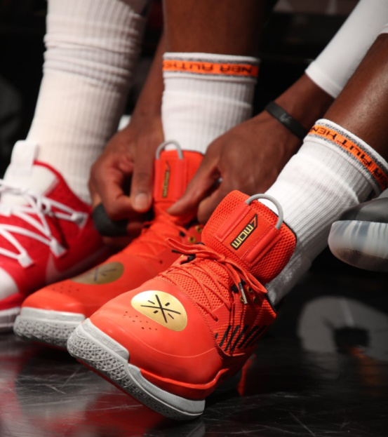 斯洛特下课？曝利物浦高层愿等到新年前 仍盼他过难关