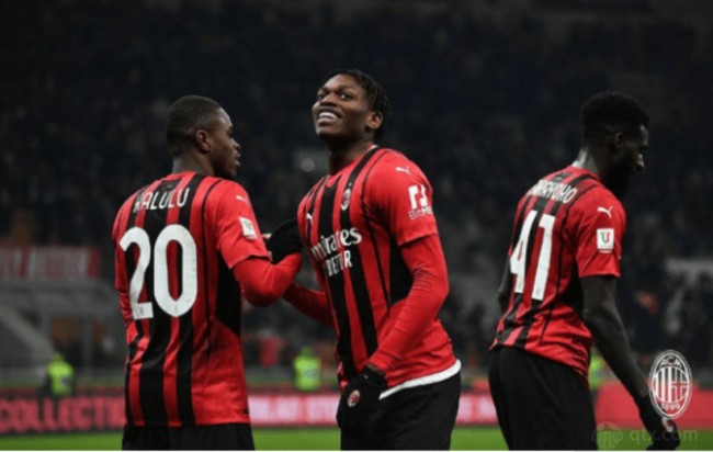 超六万人“鸟巢”见证传奇六连冠 成都AG超玩会成功蝉联2025KPL年度总决赛冠军