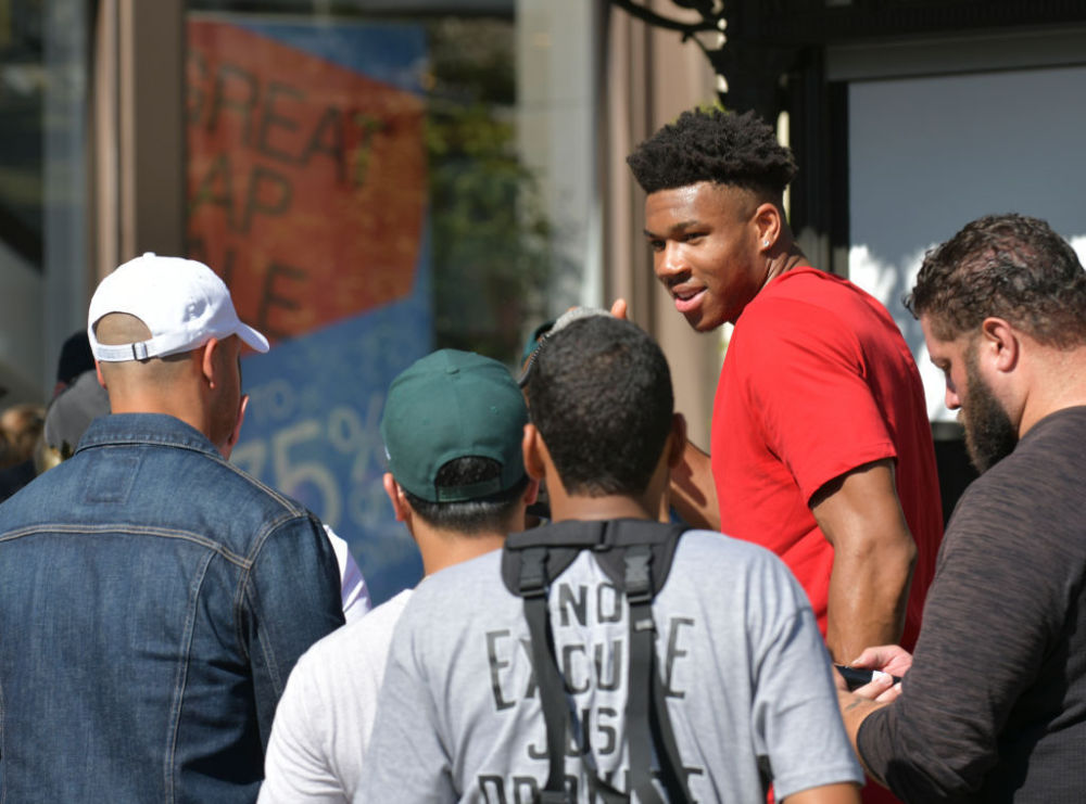 意媒：尤文关注穆哈雷莫维奇与莱切加布里埃尔，需与国米竞争